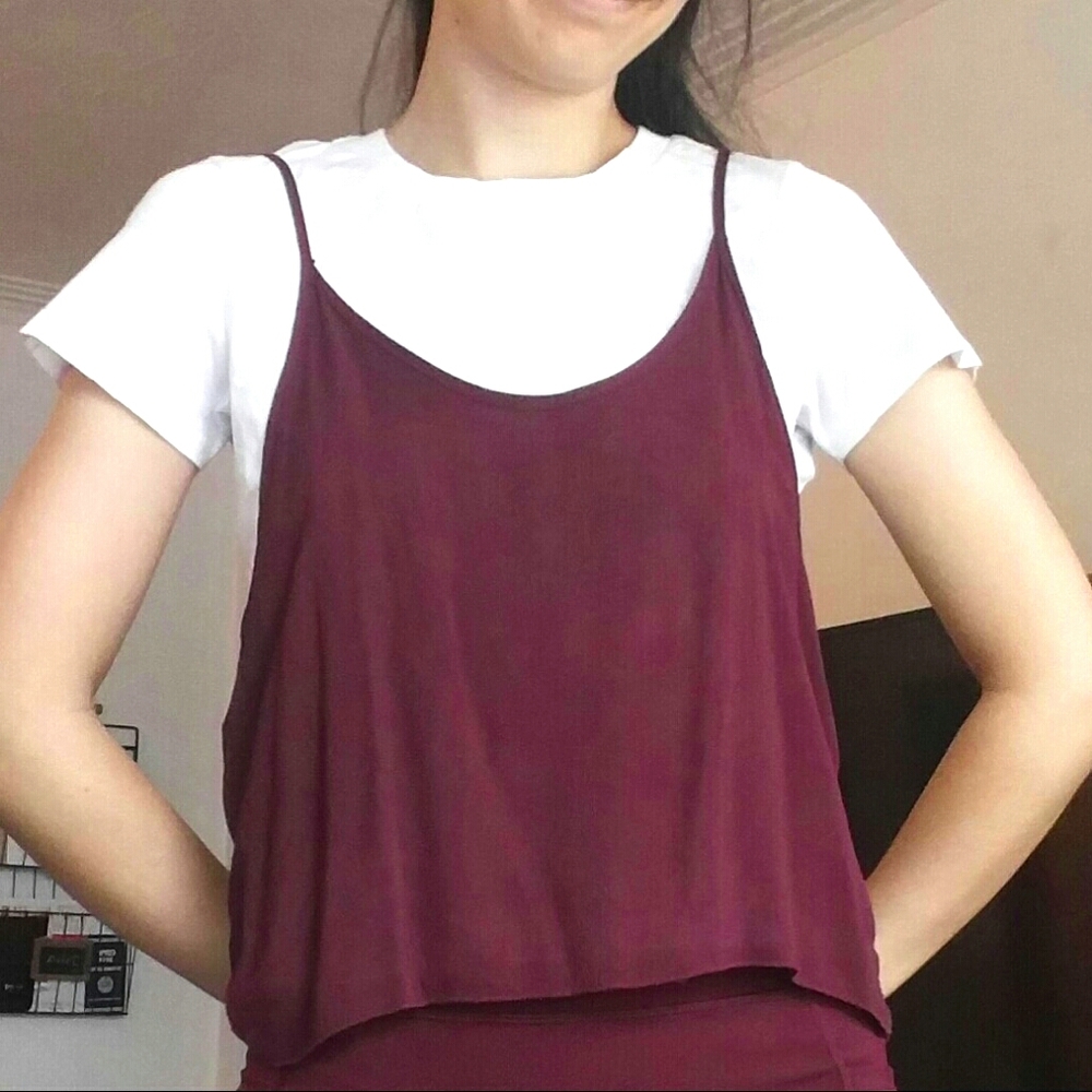 ⛔SOLD⛔BRANDY MELVILLE Burgundy Cami +Jewelry - Picture 1 of 10